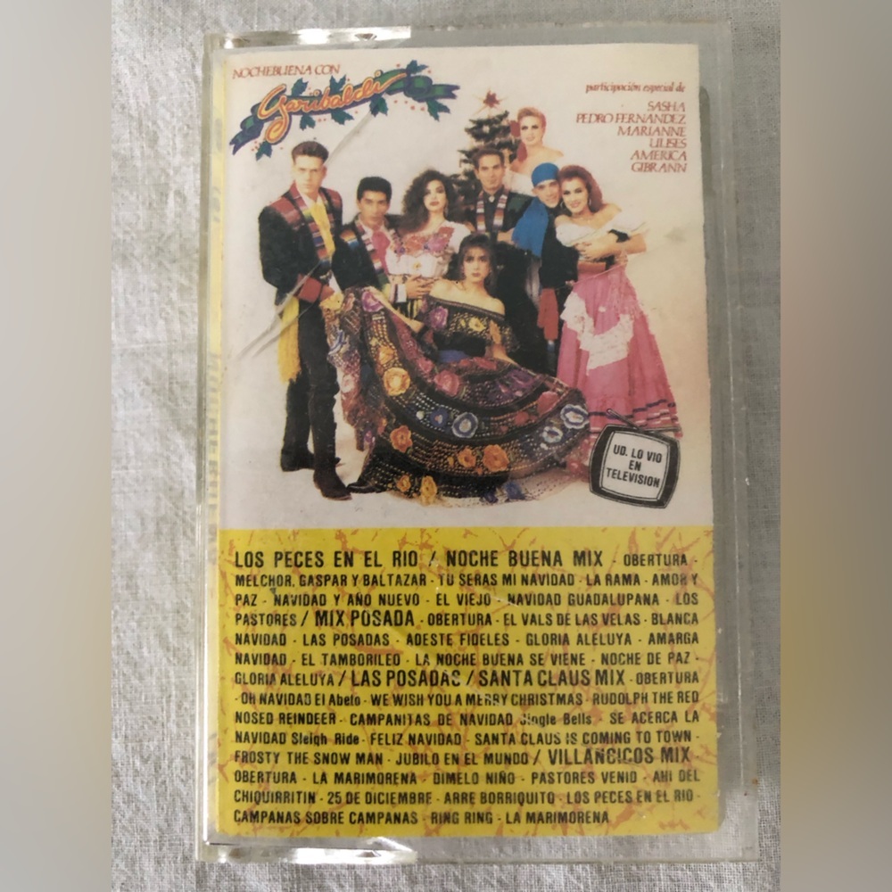 vtg Garibaldi Cassette Noche Buena Los Peces en el Rio Frosty The Snowman Mixes